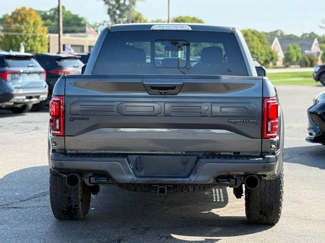 Certified 2018 Ford F150 Raptor w/ Equipment Group 802A Luxury image 43