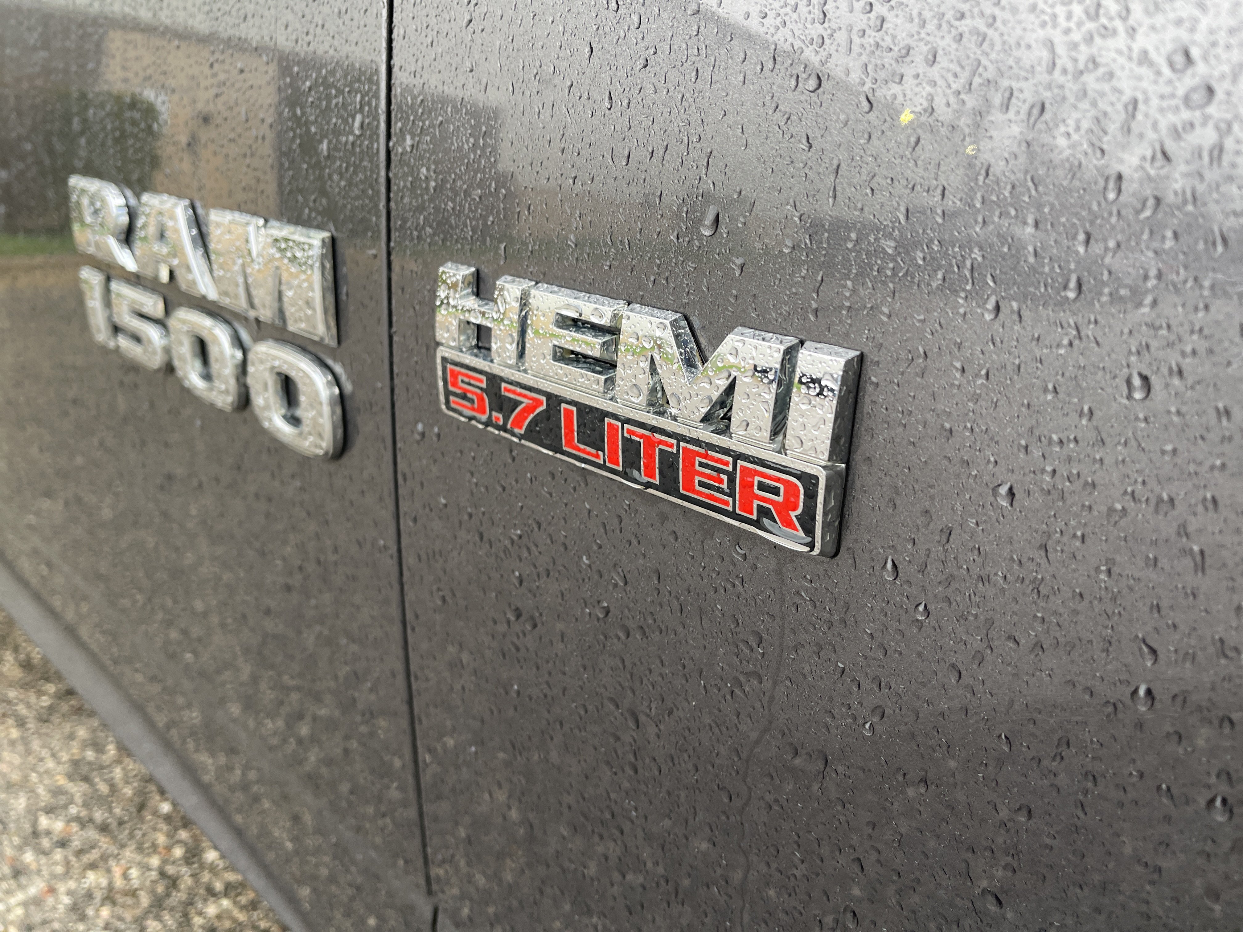 Used 2018 RAM 1500 Classic SLT AWD/4WD image 24