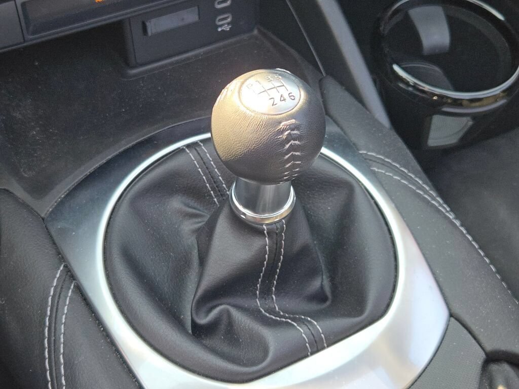 Used 2024 MAZDA MX-5 Miata Club w/ Interior Package RWD image 26