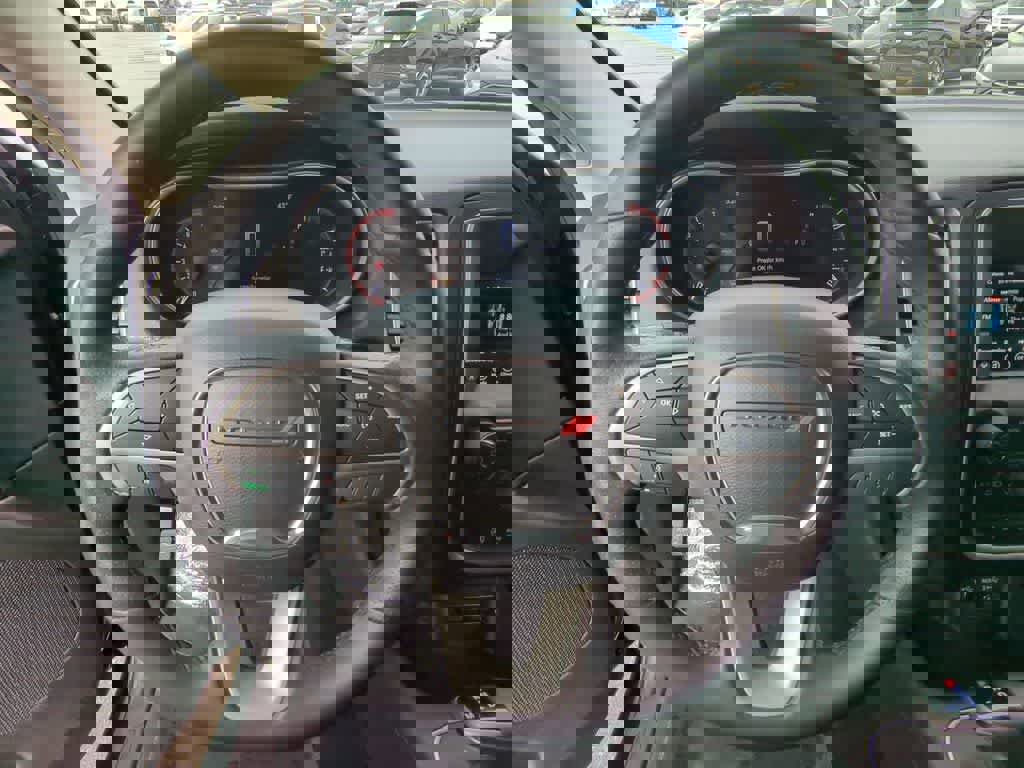 Used 2019 Dodge Durango SXT w/ 3rd Row Seating Group image 23