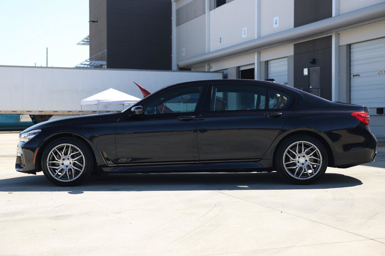 Used 2016 BMW 750i xDrive AWD/4WD image 5