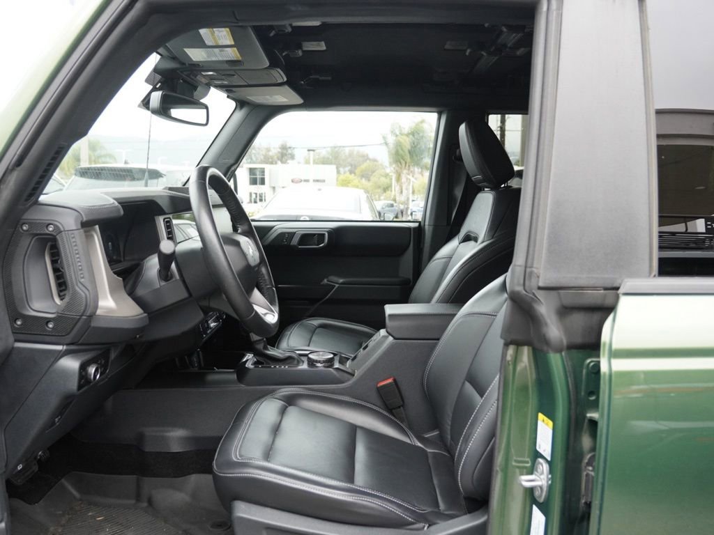 Used 2025 Ford Bronco Outer Banks AWD/4WD image 17