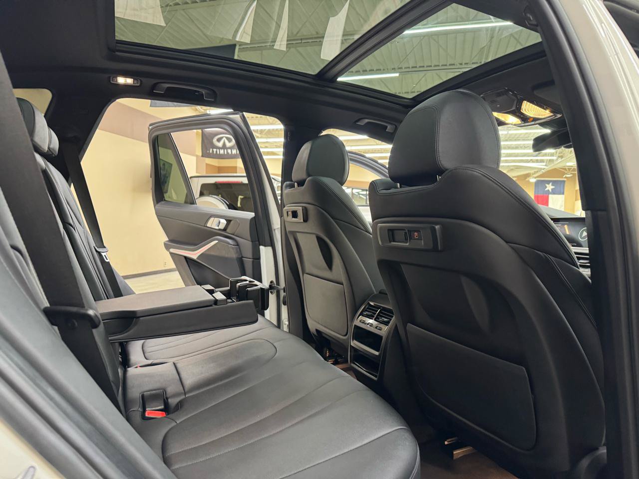 Used 2022 BMW X5 xDrive40i AWD/4WD image 40