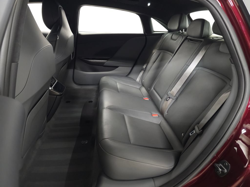 Used 2024 Lucid Air Touring AWD/4WD image 35