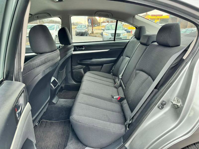 Used 2011 Subaru Legacy 2.5i Premium w/ Popular Equipment Group 2C image 12