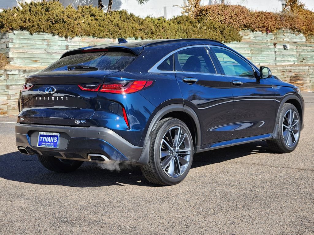 Used 2023 INFINITI QX55 Essential image 3