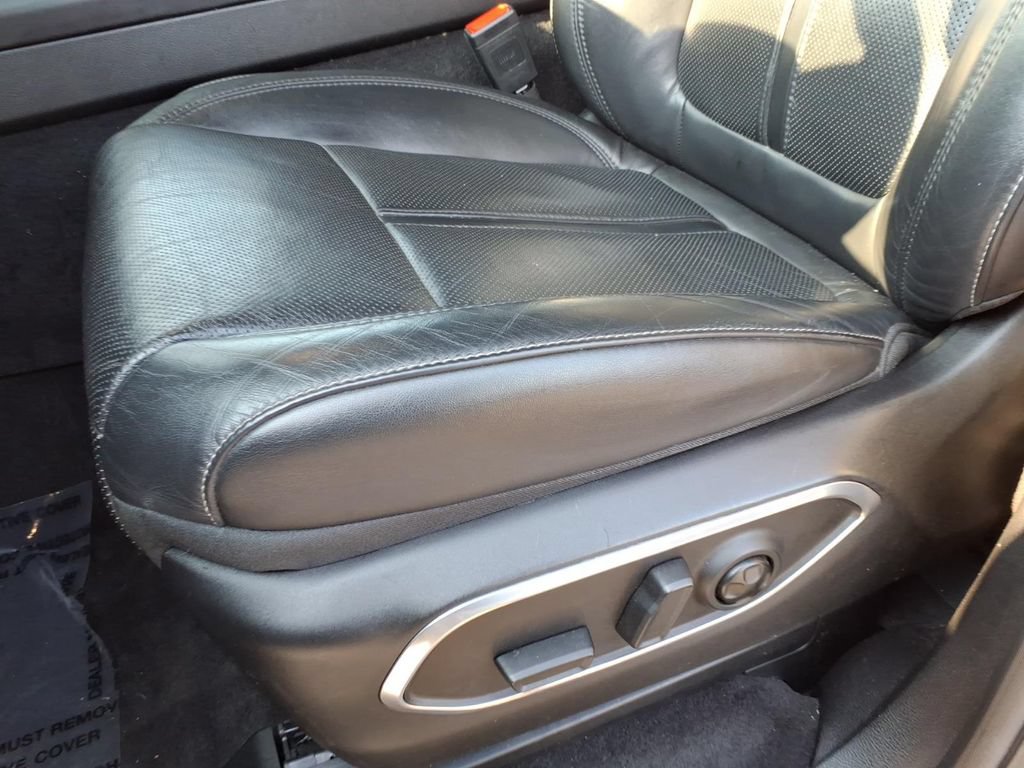 Certified 2022 Jeep Wagoneer Series III w/ Flexible Seating Group AWD/4WD image 12
