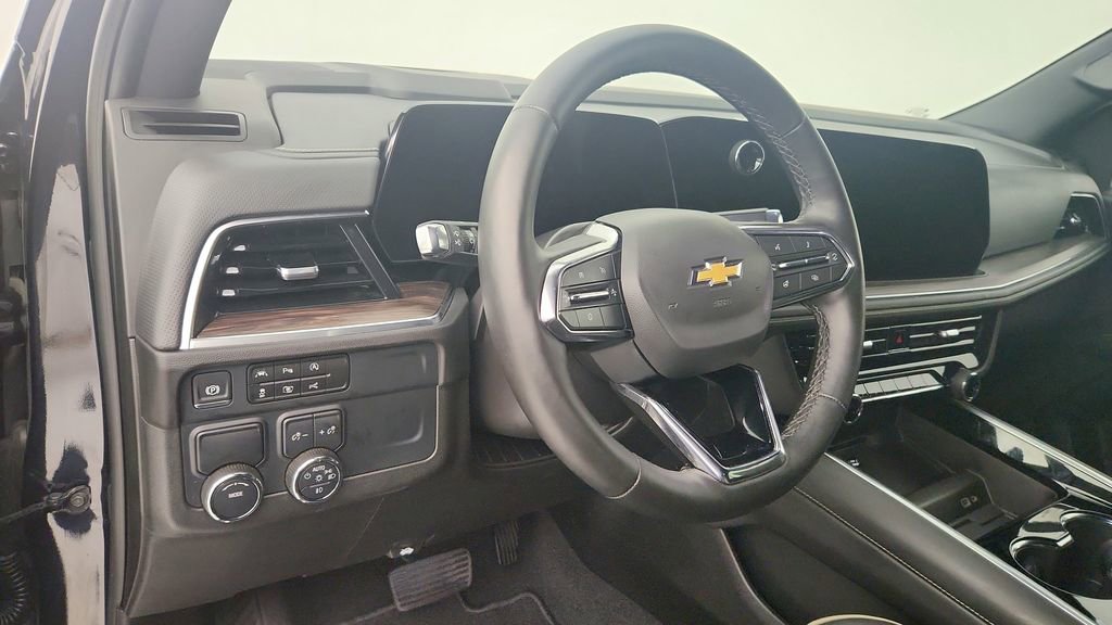 Certified 2025 Chevrolet Tahoe Premier image 14