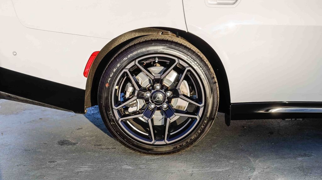 New 2026 Dodge Charger Scat Pack w/ Blacktop Package AWD/4WD image 12