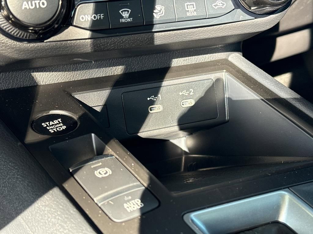 New 2026 Nissan Kicks SV w/ SV Premium Package image 27