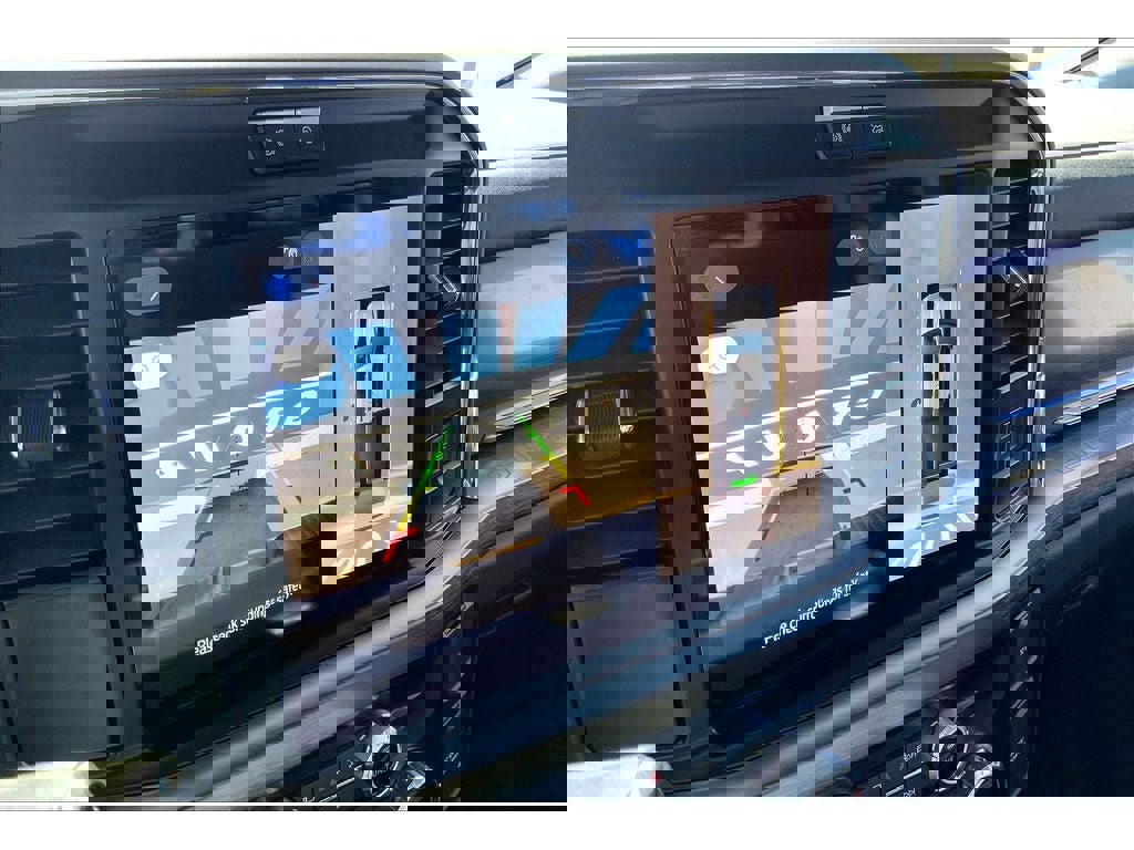 Used 2025 Ford F350 Lariat w/ FX4 Off-Road Package image 23