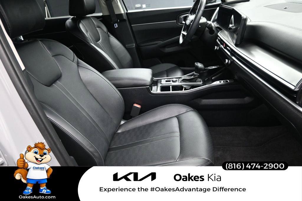 Certified 2026 Kia Sorento S w/ S Panoramic Sunroof Package FWD image 38