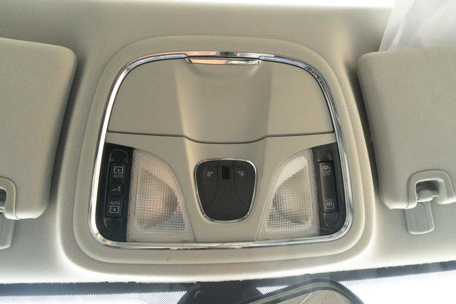 Used 2020 Jeep Cherokee Latitude Plus image 23