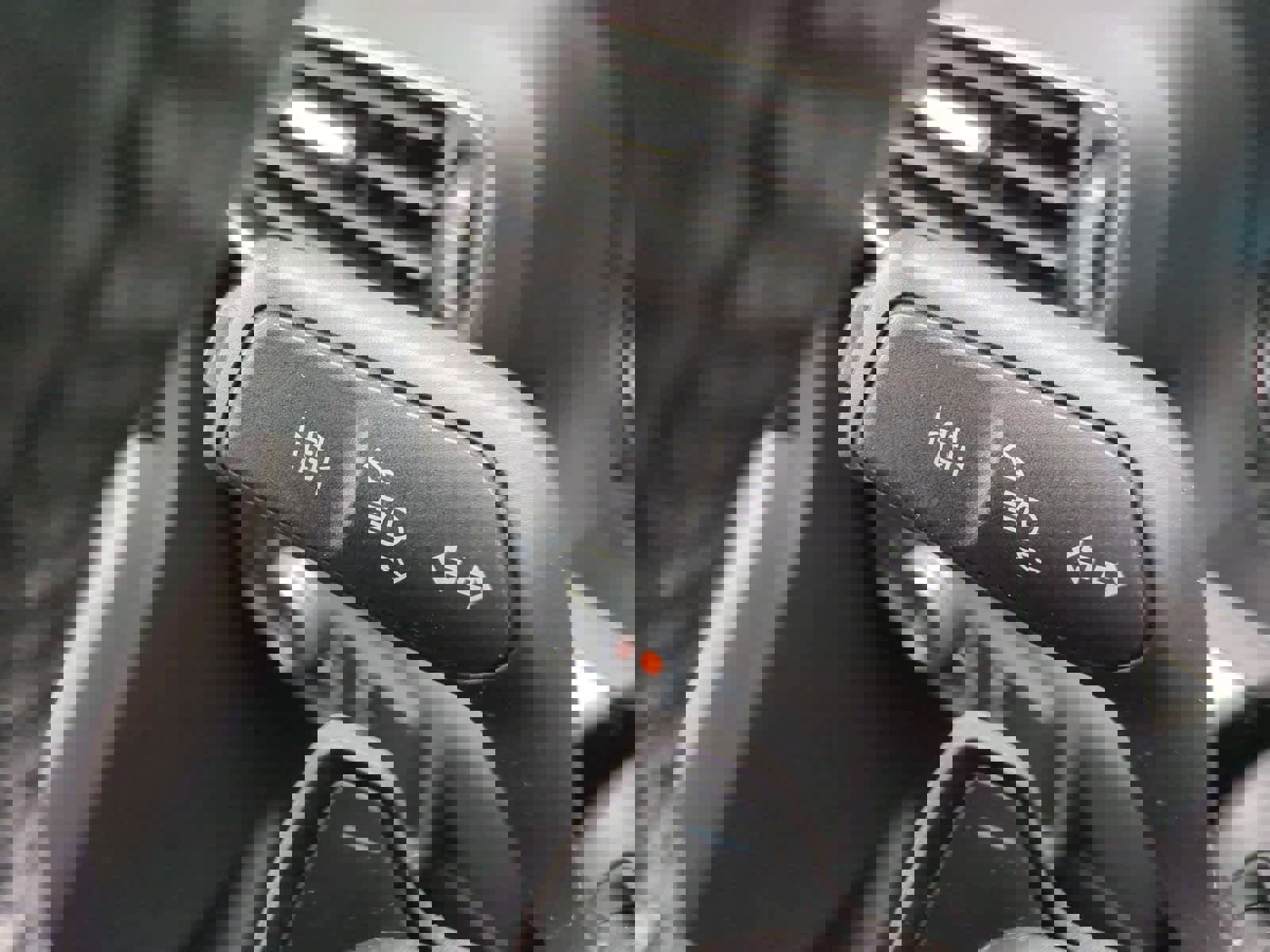 Used 2020 Ford Explorer XLT w/ Equipment Group 202A image 28