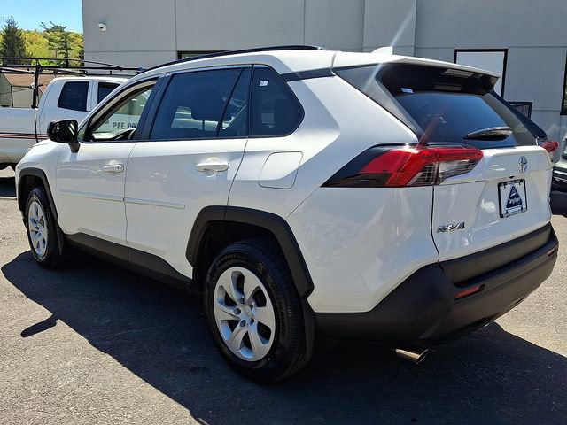 Used 2019 Toyota RAV4 LE w/ All Weather Liner Package AWD/4WD image 4