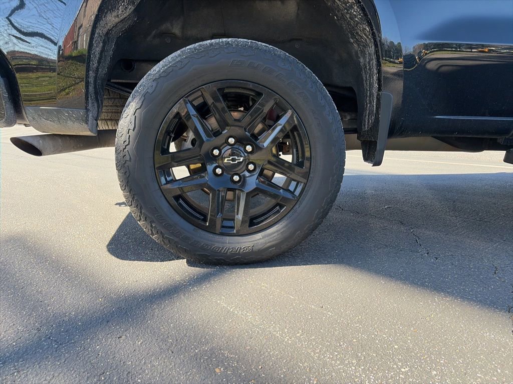 Used 2024 Chevrolet Silverado 1500 LT Trail Boss w/ Protection Package image 9
