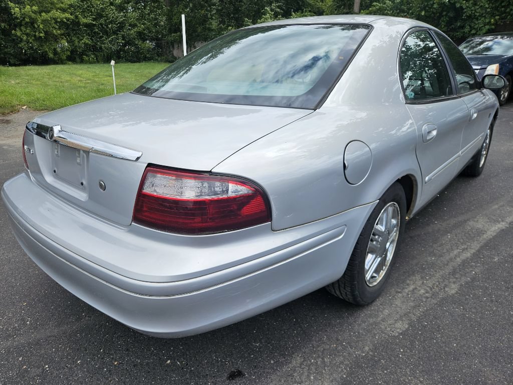 Used 2005 Mercury Sable LS FWD image 9