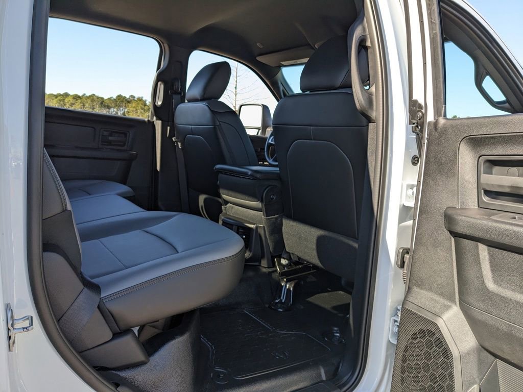 New 2026 RAM 5500 Tradesman w/ Chrome Appearance Group image 38