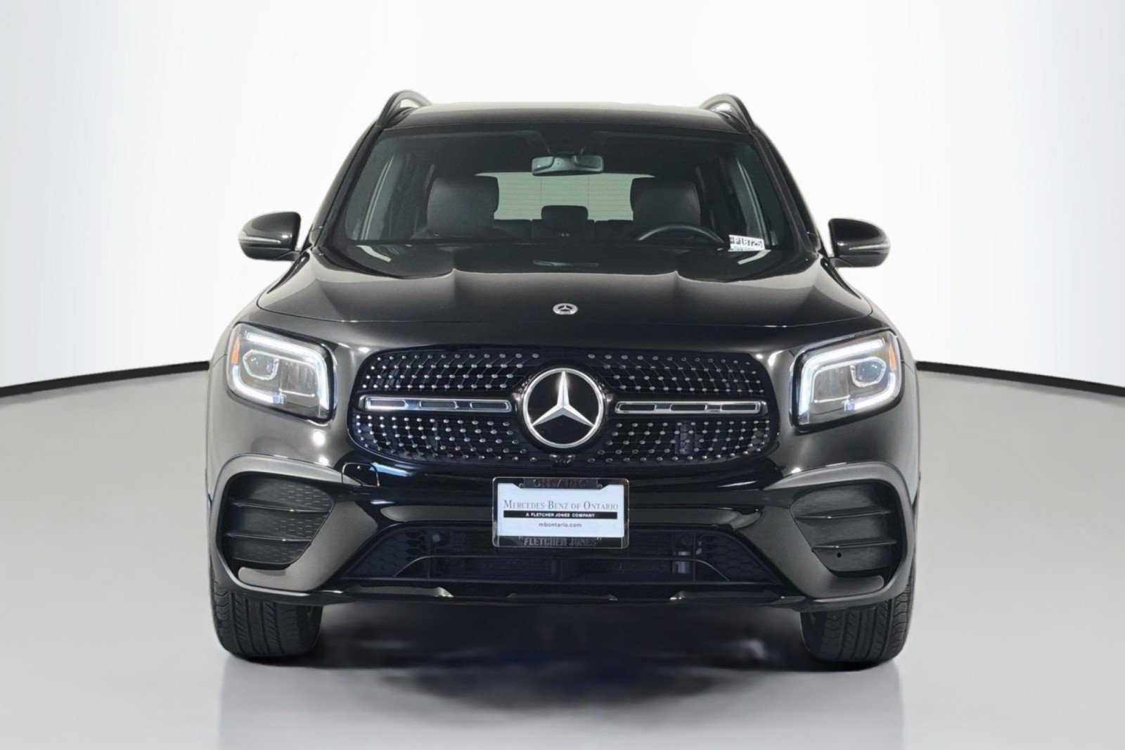 Used 2023 Mercedes-Benz GLB 250 4MATIC image 3