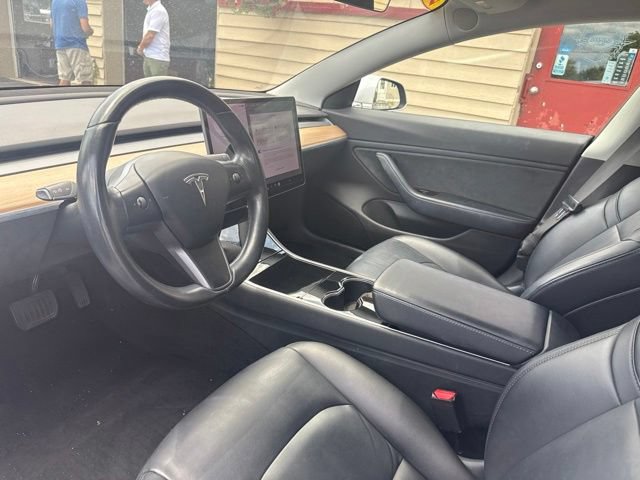 Used 2018 Tesla Model 3 Long Range RWD image 11