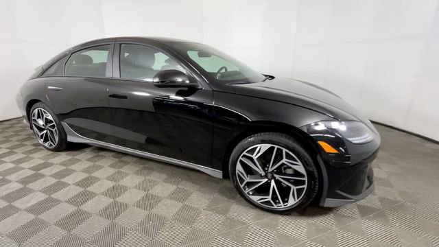 Used 2024 Hyundai Ioniq 6 SEL RWD image 2