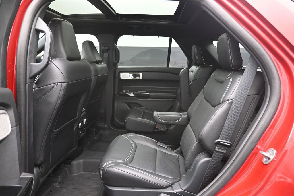 Used 2021 Ford Explorer ST w/ Equipment Group 401A AWD/4WD image 25