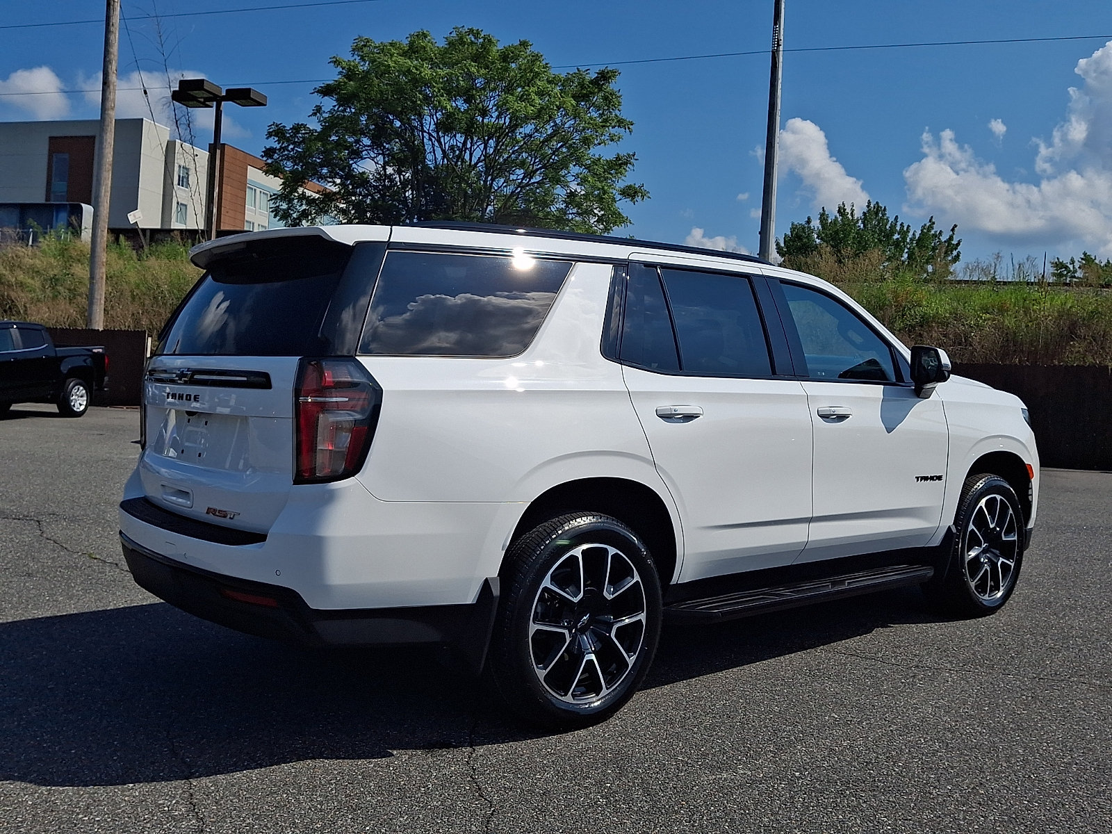 Certified 2024 Chevrolet Tahoe RST w/ Luxury Package AWD/4WD image 6