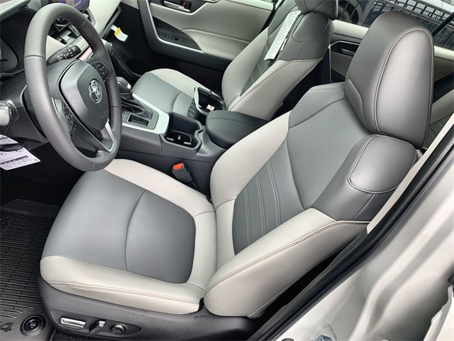 New 2025 Toyota RAV4 XLE Premium image 18