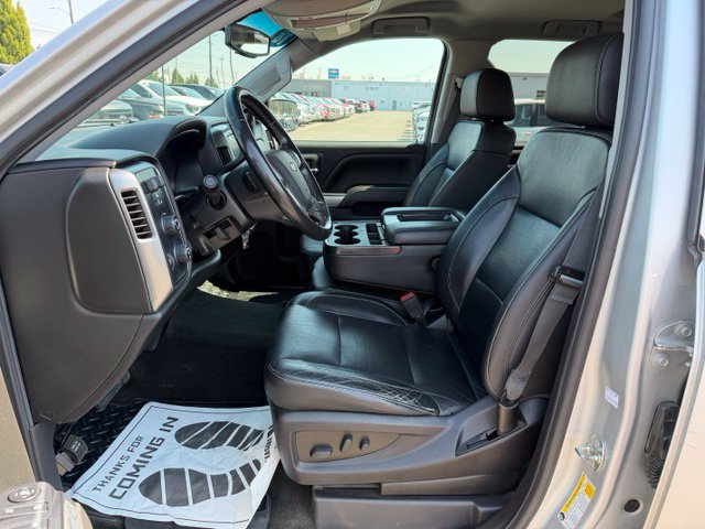 Used 2018 Chevrolet Silverado 1500 LT w/ All Star Edition AWD/4WD image 2