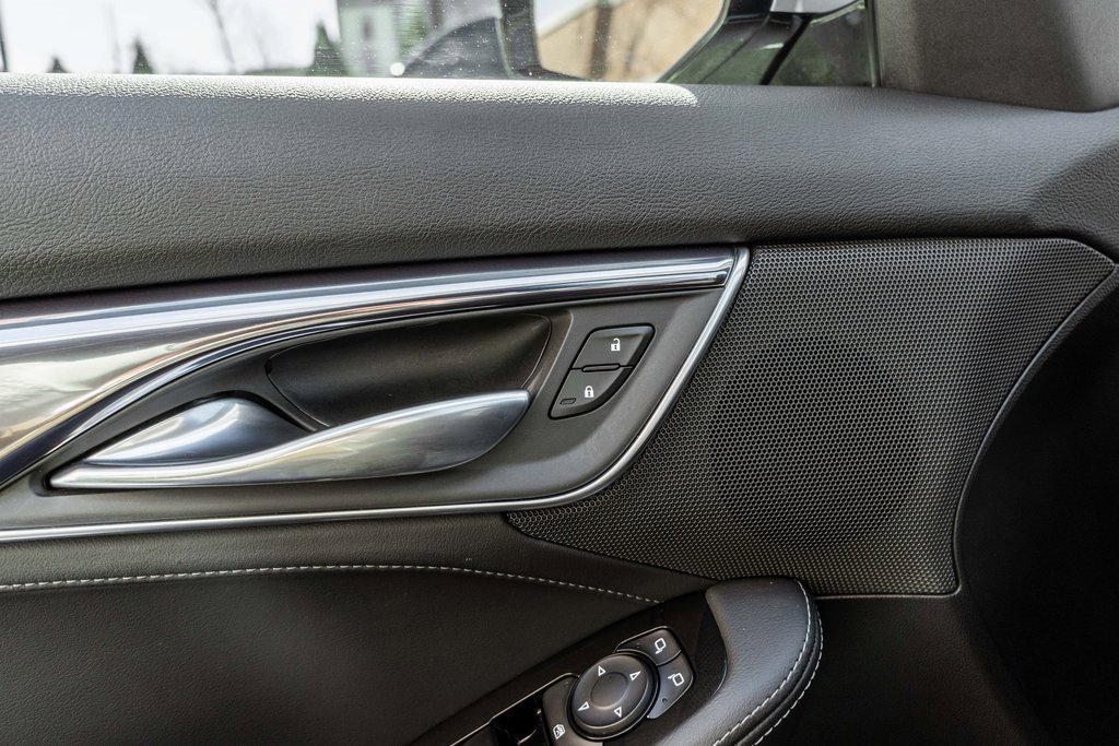 Used 2020 Cadillac CT5 Luxury w/ Cold Weather Package image 17