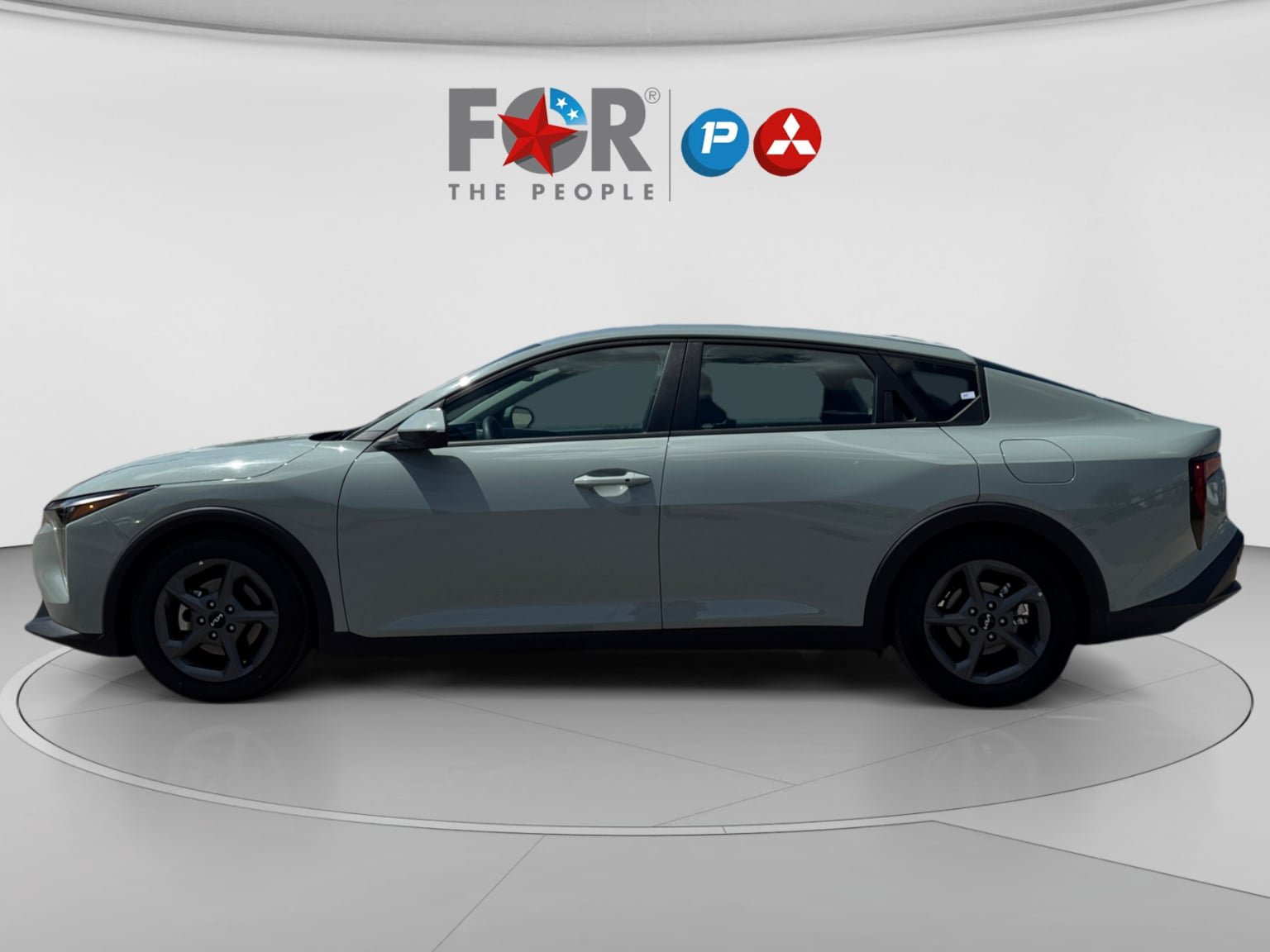 Used 2025 Kia K4 FWD image 2