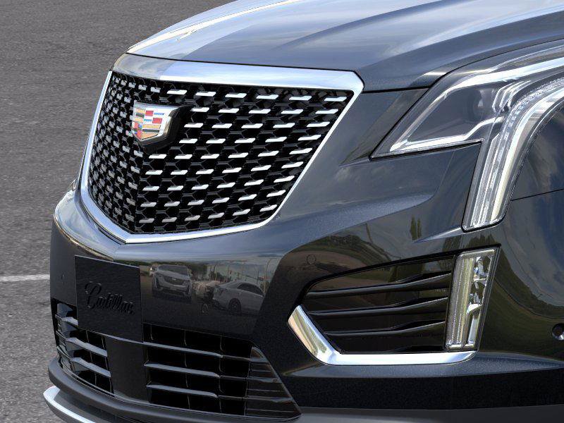 New 2026 Cadillac XT5 Premium Luxury w/ LPO, Floor Liner Package AWD/4WD image 14