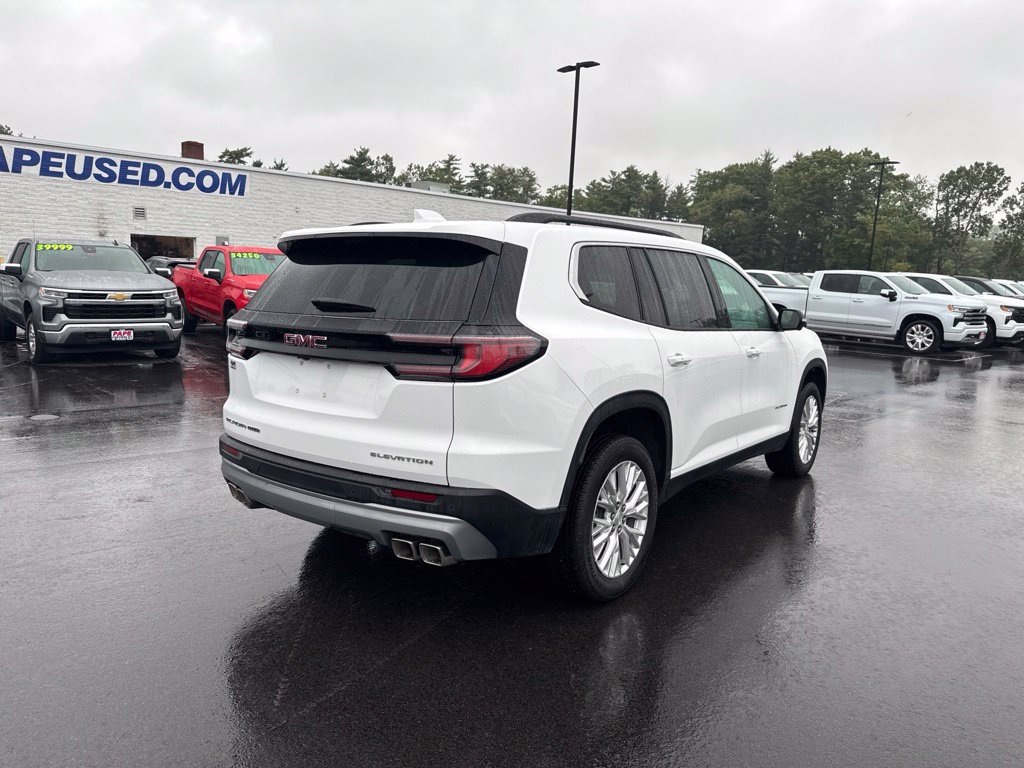 Used 2026 GMC Acadia Elevation w/ Elevation Premium Package AWD/4WD image 4