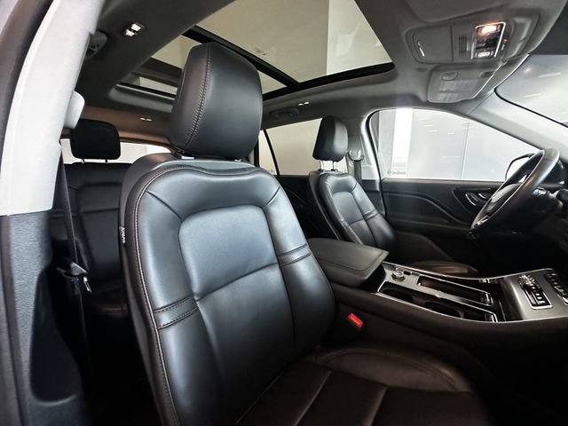 Certified 2025 Lincoln Aviator AWD w/ Jet Appearance Package image 33