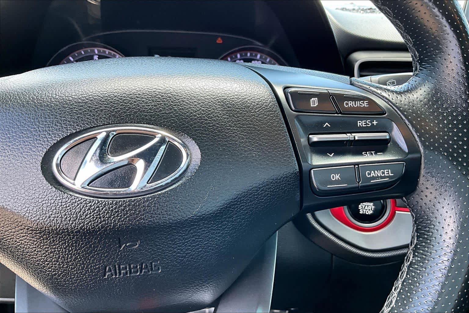 Used 2019 Hyundai Veloster Turbo FWD image 24