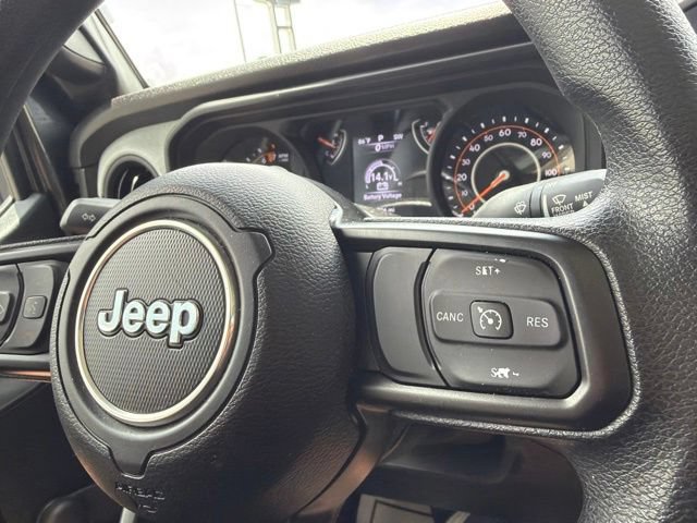 Used 2024 Jeep Gladiator Sport AWD/4WD image 25