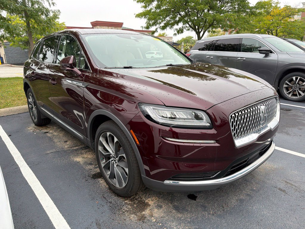Used 2023 Lincoln Nautilus Reserve AWD/4WD image 1