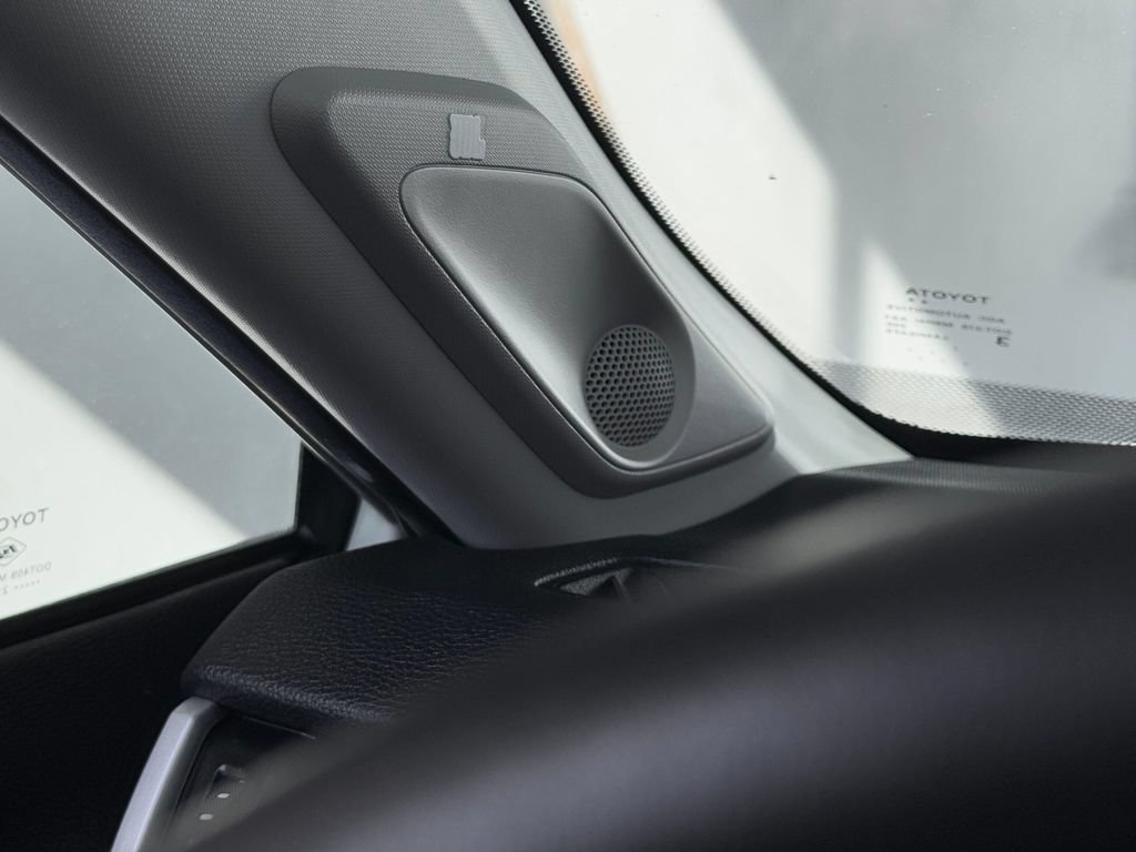 Certified 2021 Toyota RAV4 Limited AWD/4WD image 19