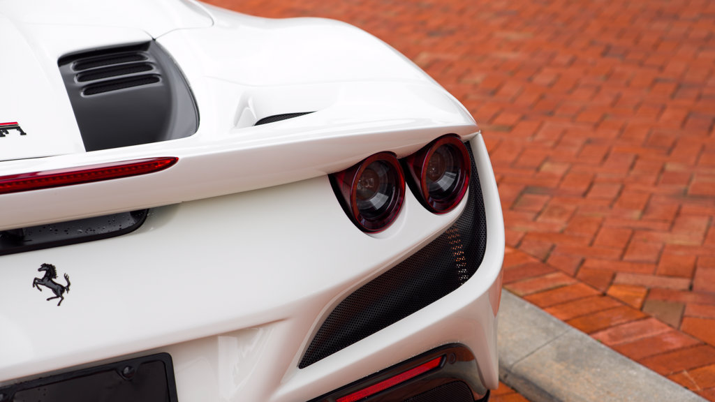 Used 2022 Ferrari F8 Tributo RWD image 33
