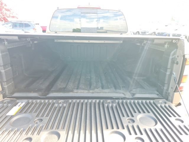 Used 2023 Nissan Frontier PRO-4X w/ Pro Convenience Package AWD/4WD image 15