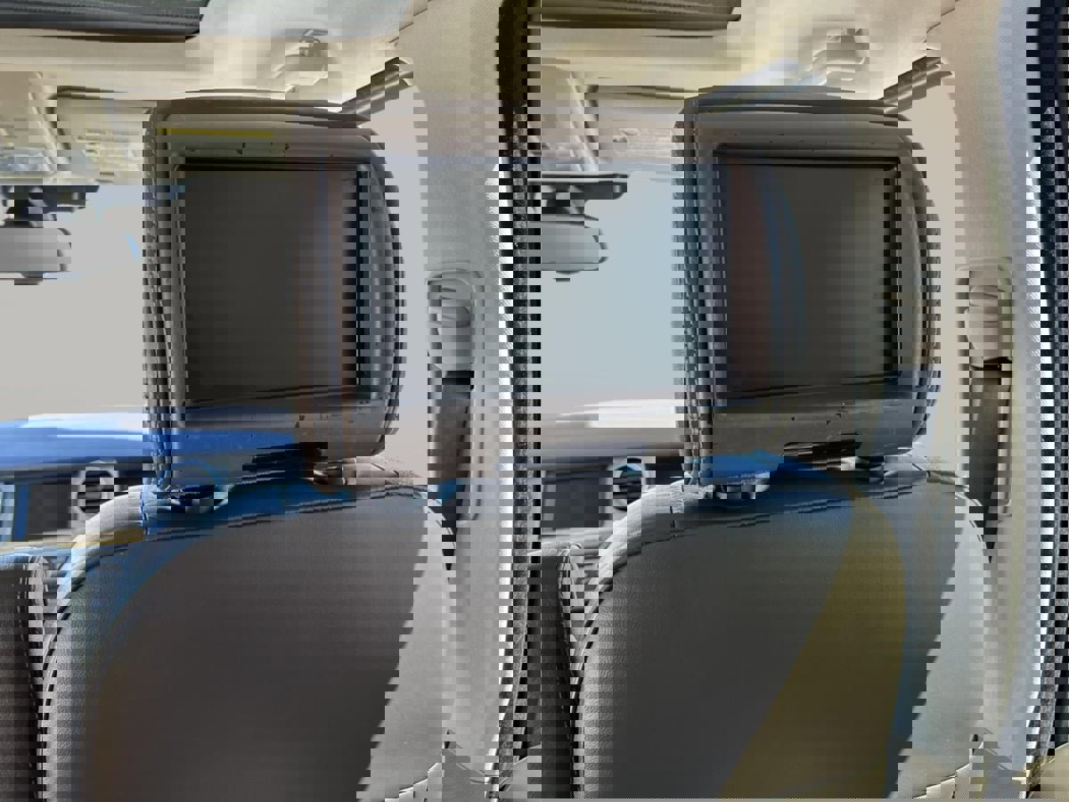 Used 2014 Land Rover LR4 HSE LUX image 18