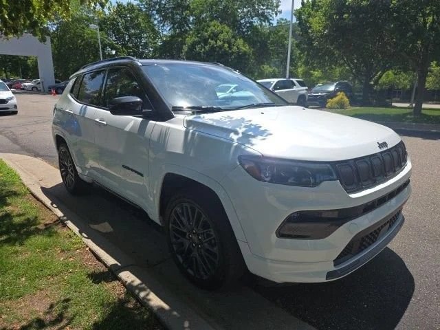 Used 2022 Jeep Compass High Altitude AWD/4WD image 11