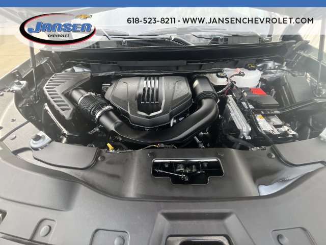 Used 2026 Chevrolet Traverse Z71 w/ LPO, Floor Liner Package AWD/4WD image 29