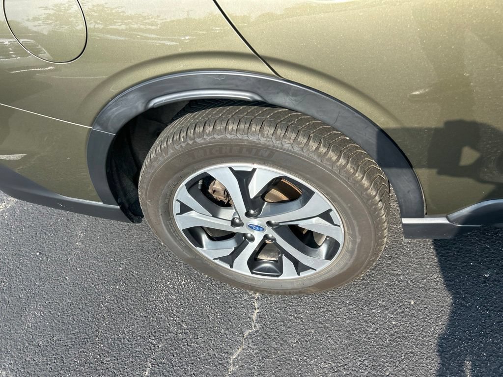 Used 2020 Subaru Outback Touring XT AWD/4WD image 14