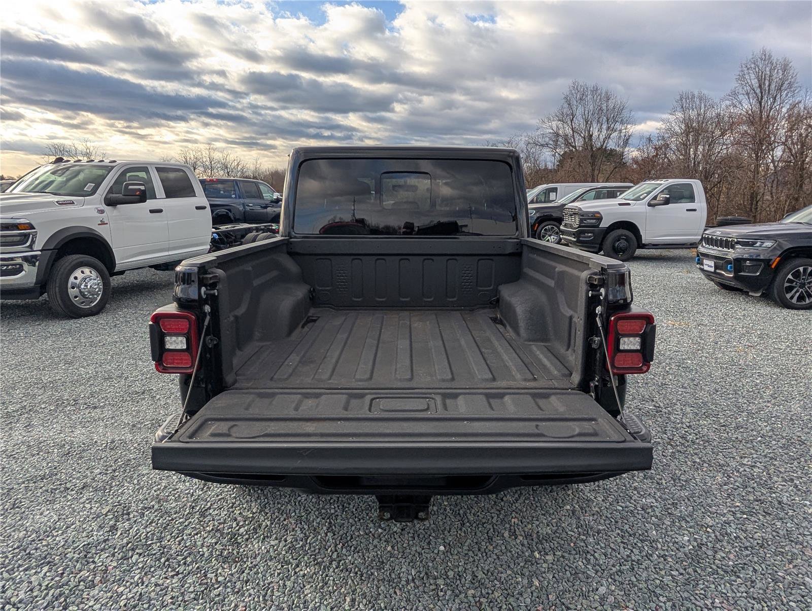 Used 2022 Jeep Gladiator Mojave w/ LED Lighting Group image 13