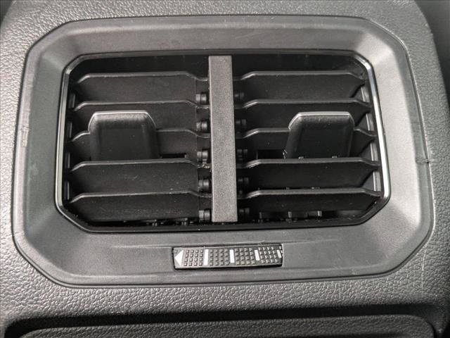 Used 2024 Volkswagen Tiguan SEL R-Line AWD/4WD image 18