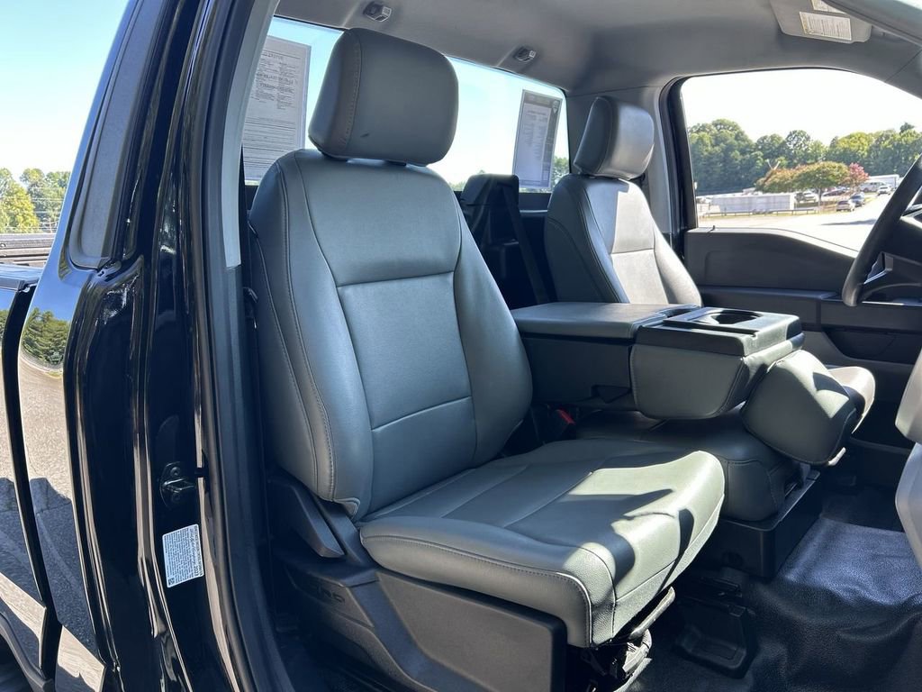 Used 2024 Ford F350 XL w/ Camper Package image 63