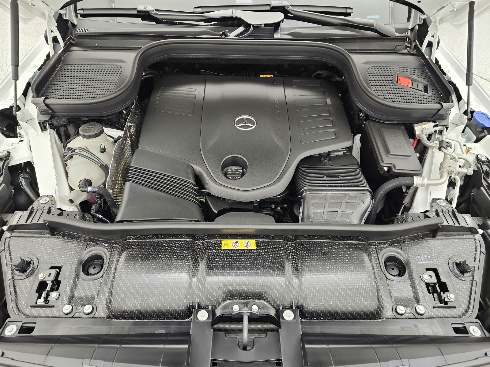 New 2027 Mercedes-Benz GLS 450 4MATIC image 12