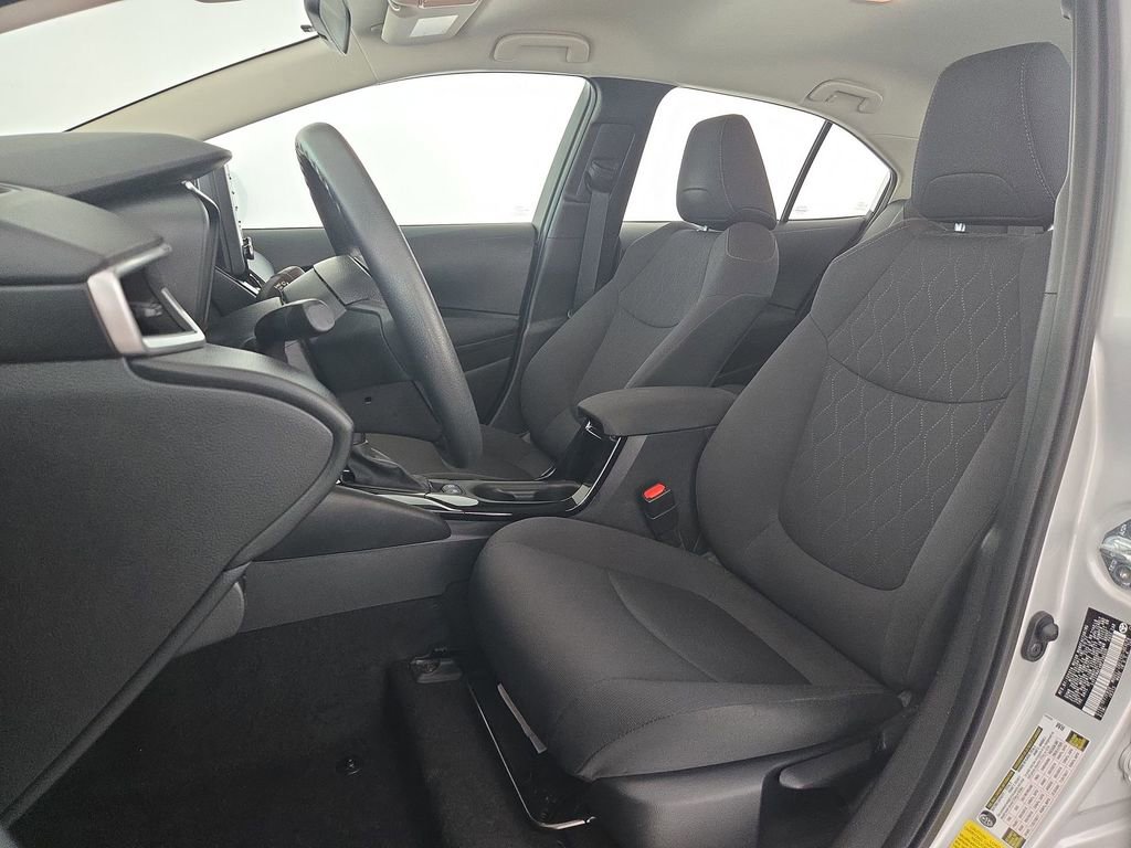 Used 2022 Toyota Corolla LE FWD image 23