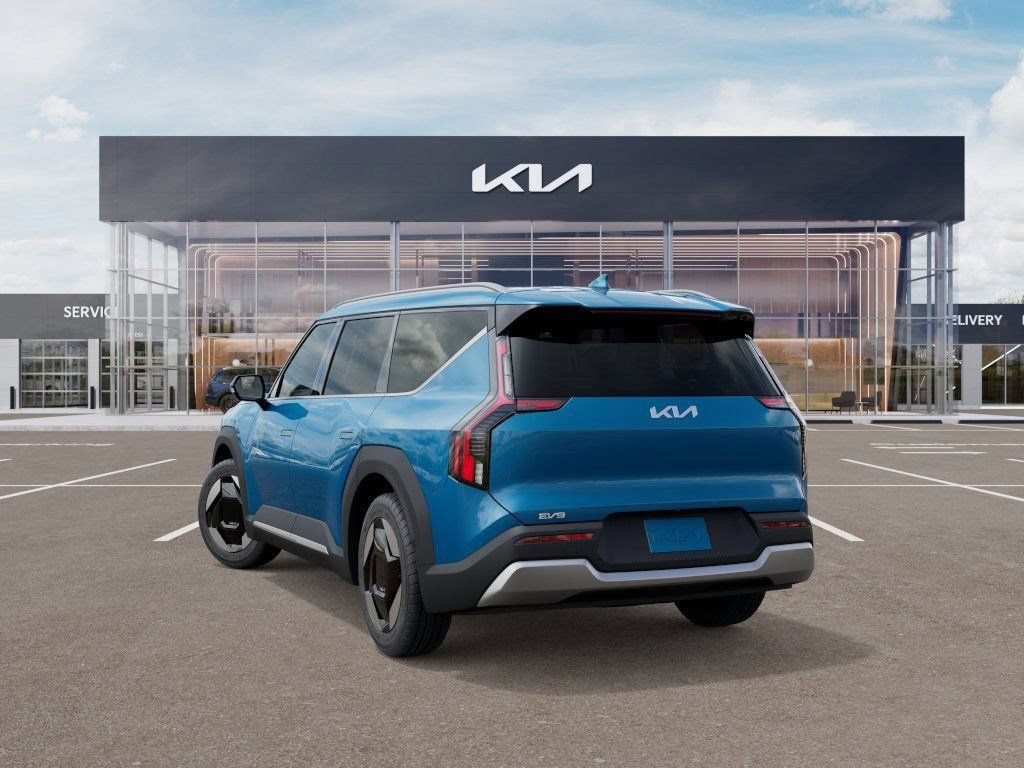 New 2026 Kia EV9 Wind AWD/4WD image 3